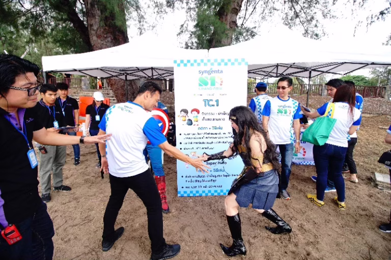 Outdoor Team Building
